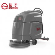 小型手推式洗地機(jī)，備受超市的喜愛